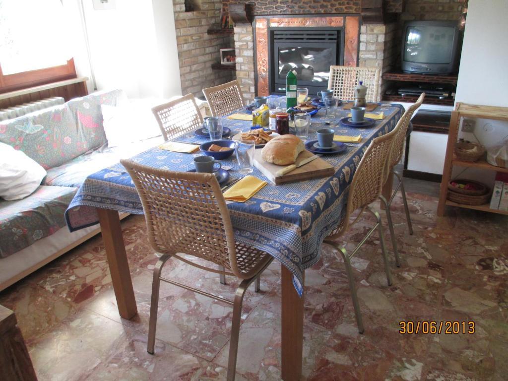 Casa Balducci Bed&Breakfast Mercatello sul Metauro Экстерьер фото