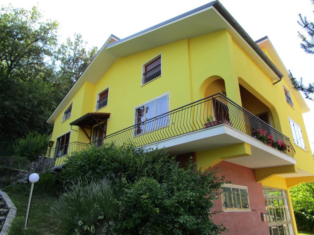 Casa Balducci Bed&Breakfast Mercatello sul Metauro Экстерьер фото