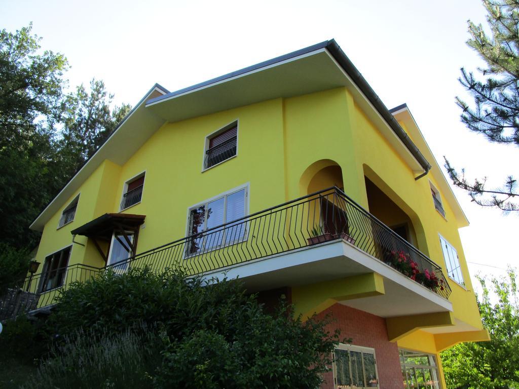 Casa Balducci Bed&Breakfast Mercatello sul Metauro Экстерьер фото